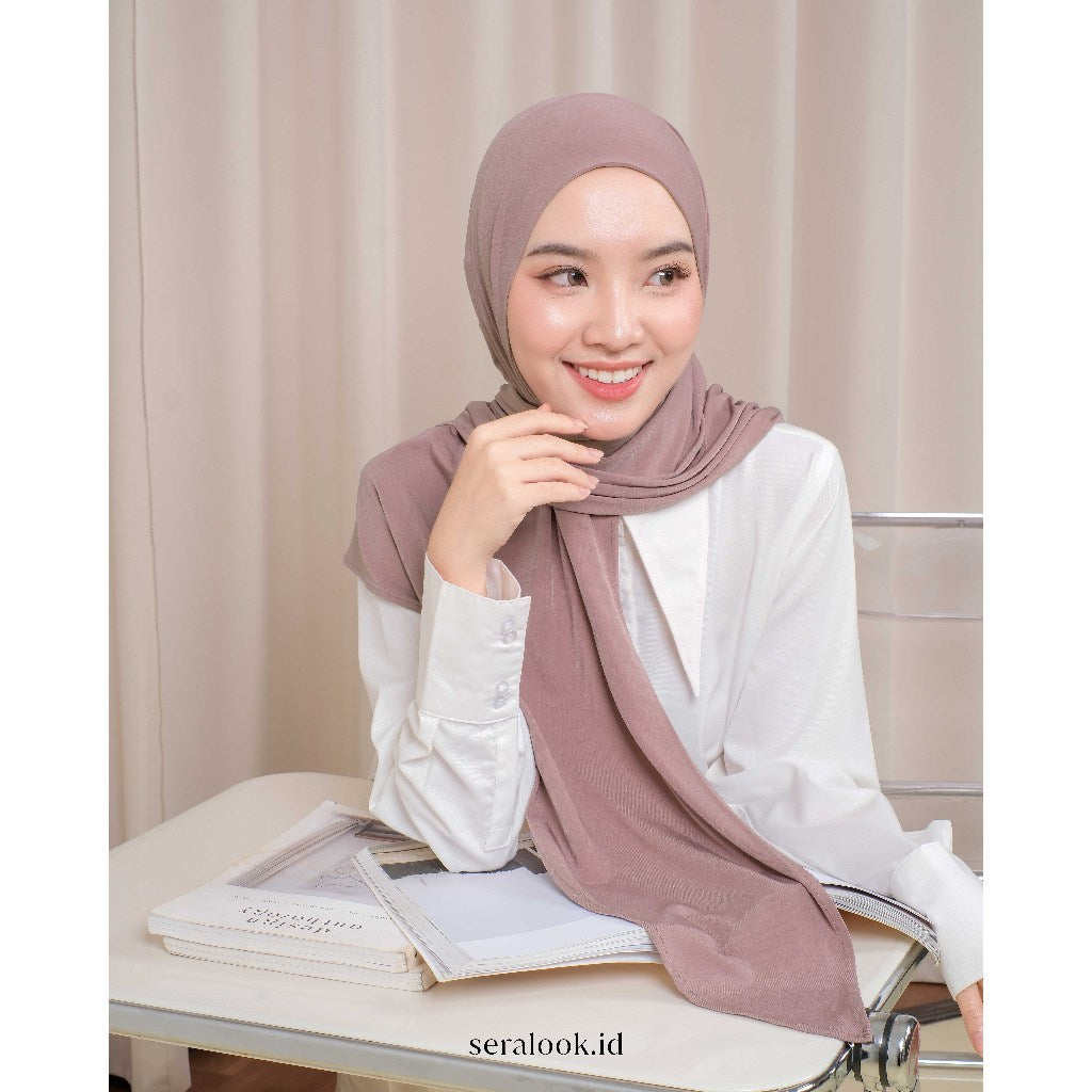 Hawa Instan Shawl