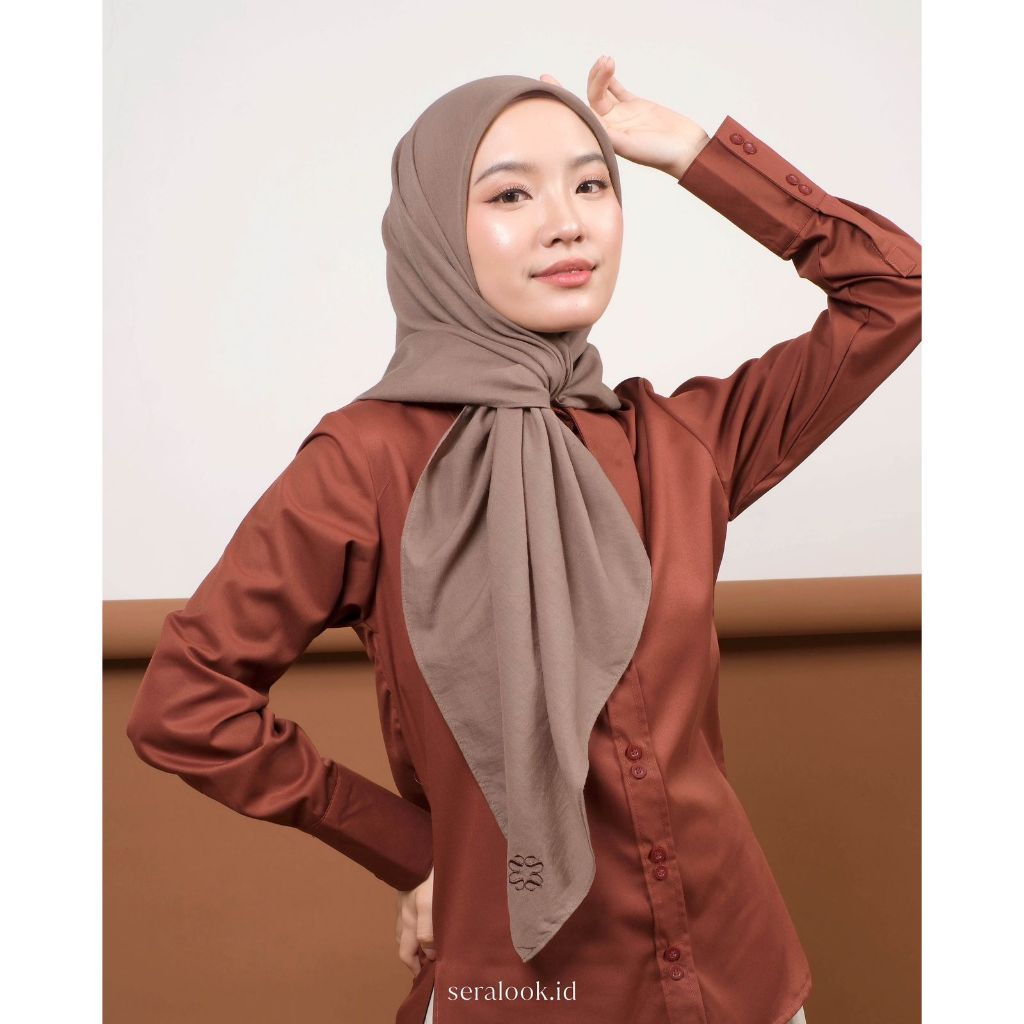 Anne Voal Plain Scarf