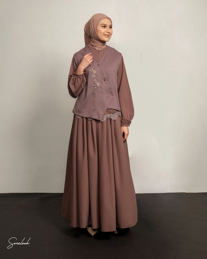 Aku & Kita Family Set Set Rok