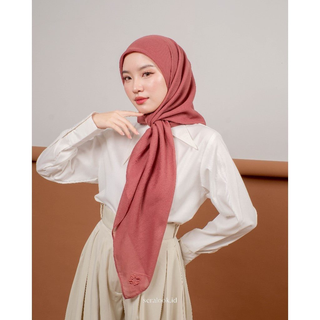 Anne Voal Plain Scarf