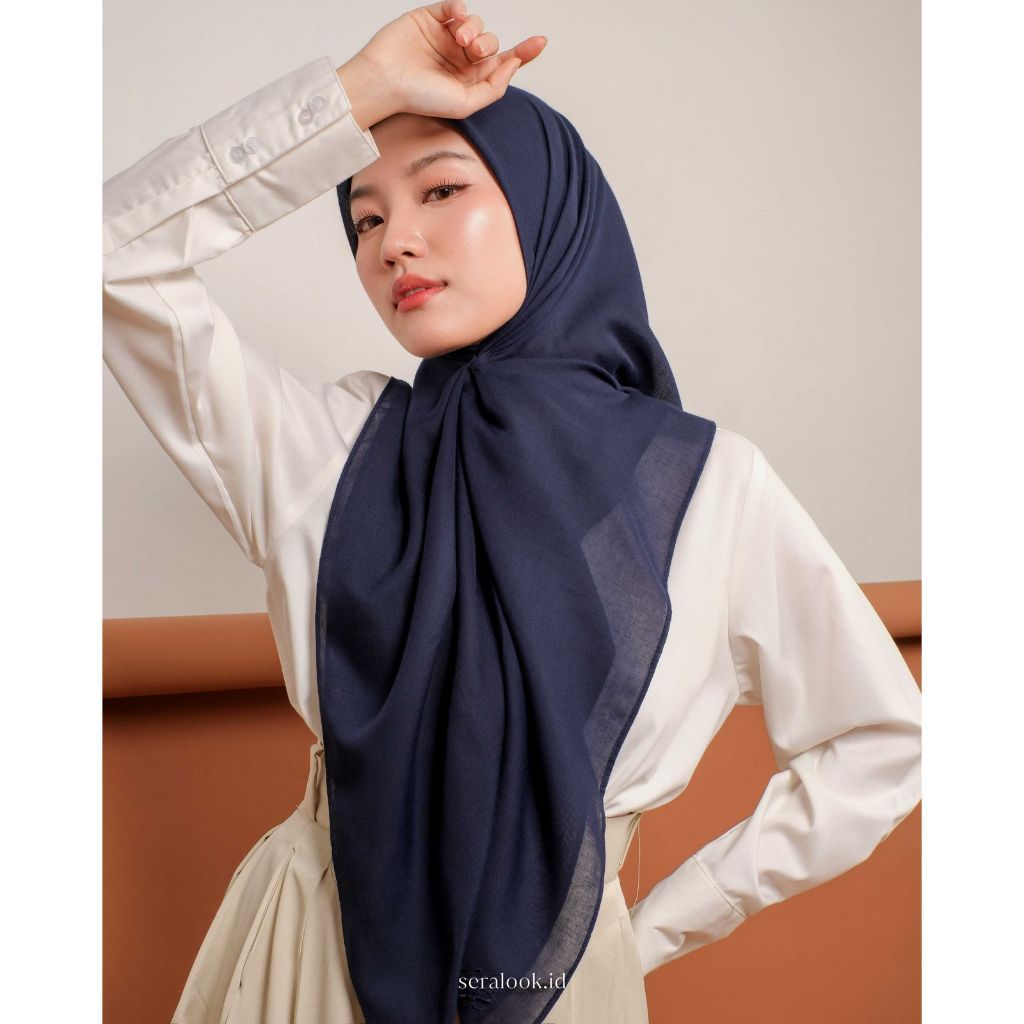 Anne Voal Plain Scarf